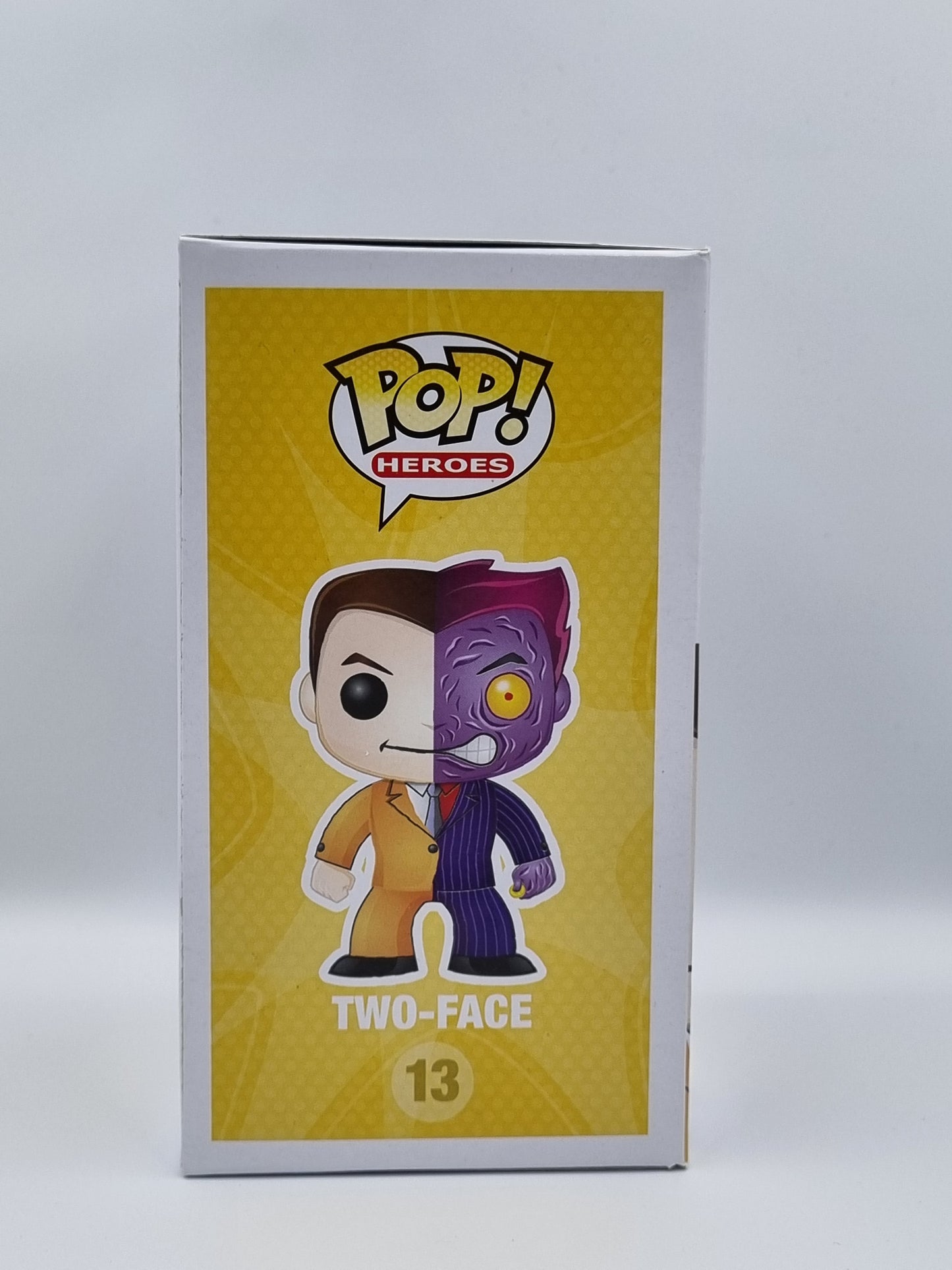 DC Universe - Two-Face #13 Batman - Funko POP!